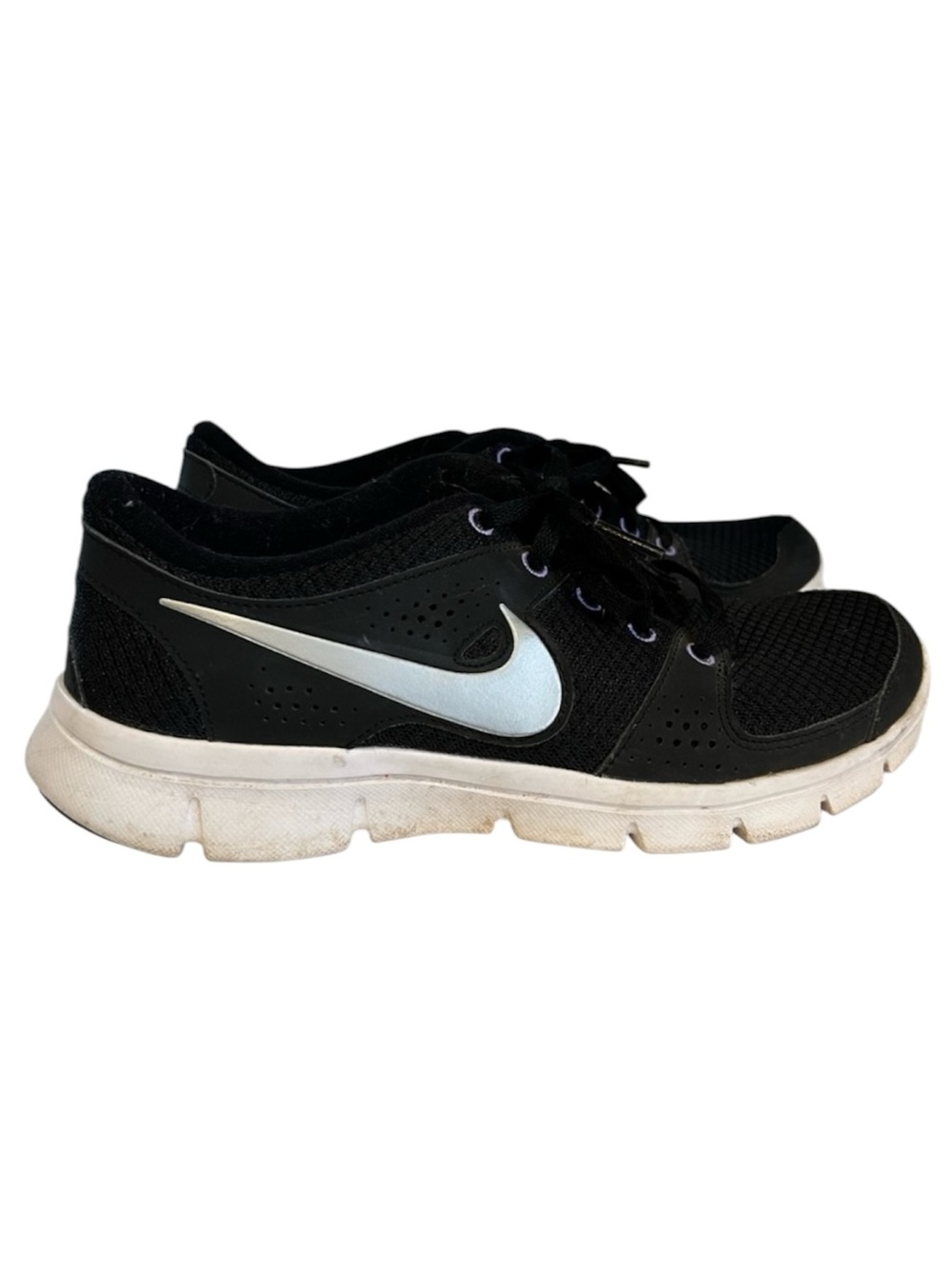 Nike Flex Experience Run VT2 Black White Running Shoes Women’s Size 7 Sneakers